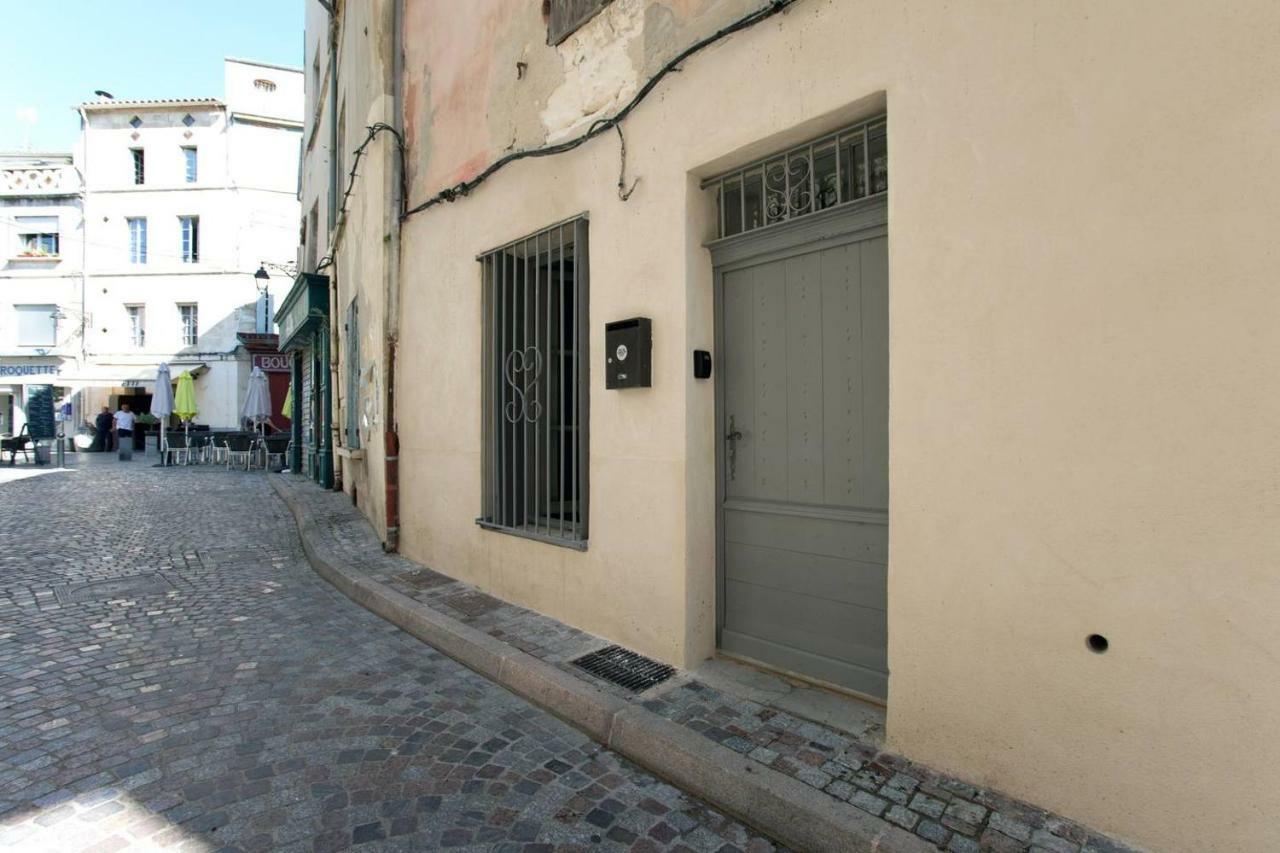 Studio Typique Et Cosy Climatise. Arles Exterior photo